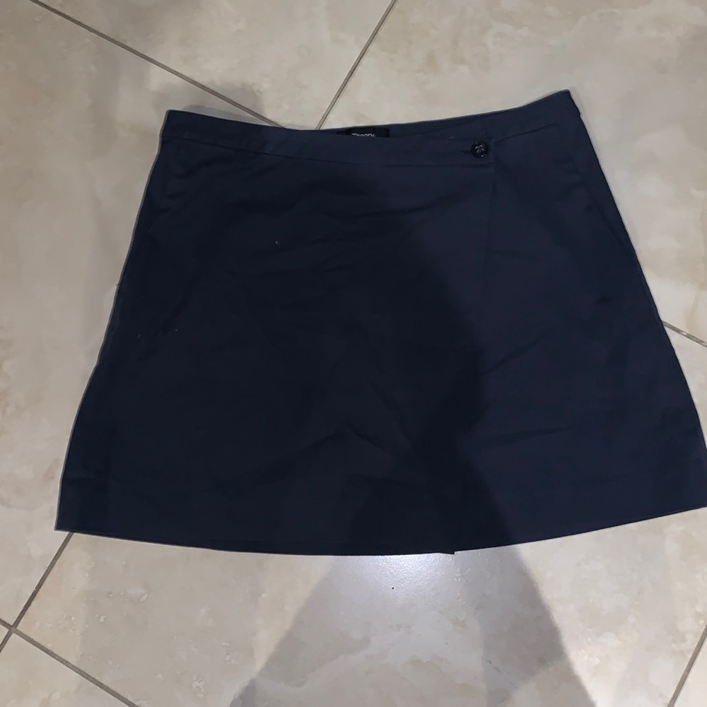 Theory light black/washed navy short wrap skirt with pocket